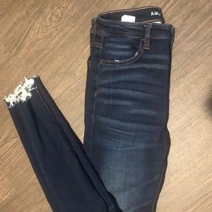 American Eagle Distressed Jeans